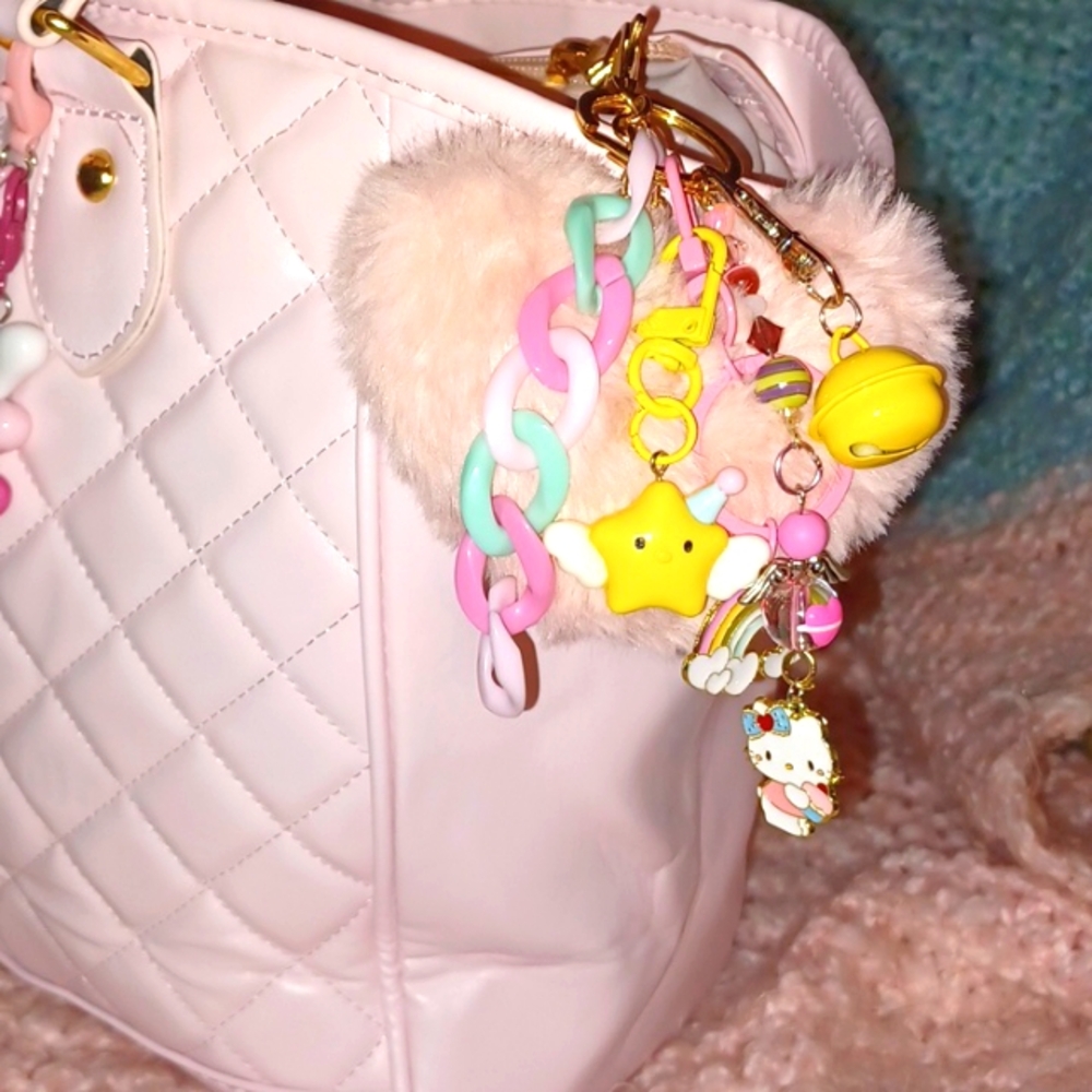 Gorgeous PU Leather Hello Kitty Large Tote with Keychain